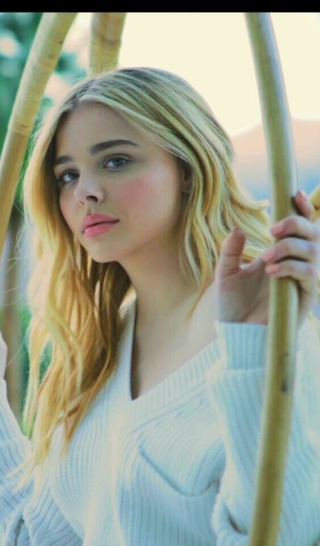 Chloe Grace Moretz photo 378