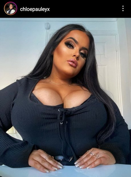 Chloe Jade Paul photo 5