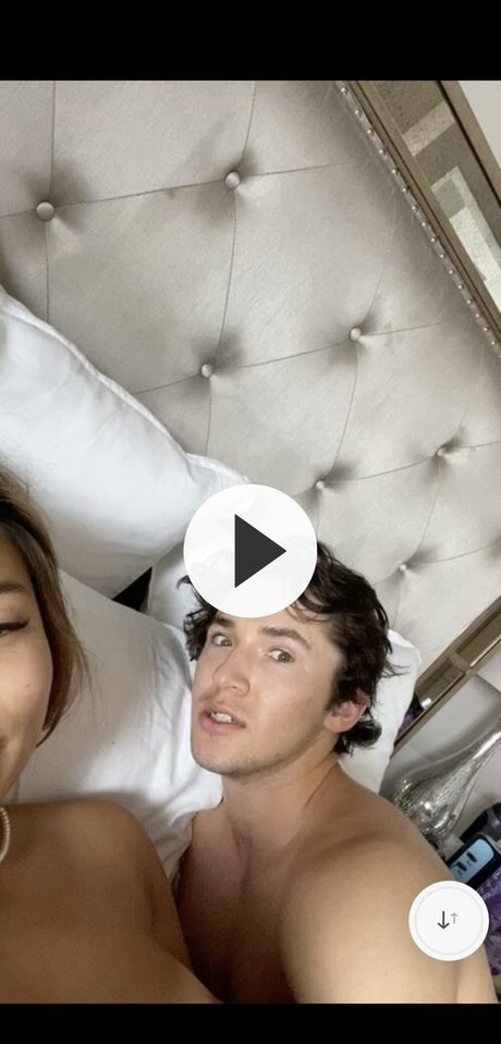 Chloe Kim photo 1
