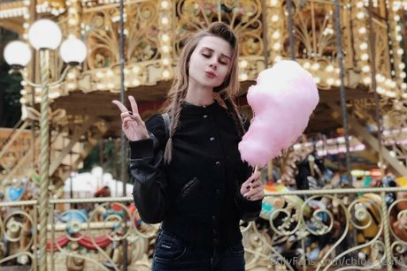 Chloe Leafs photo 74