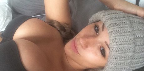 Chloe Smart photo 31