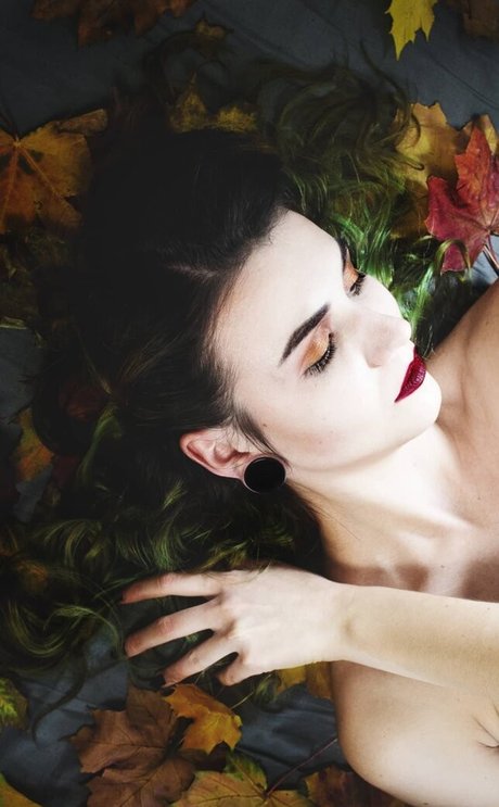 Chloe Ventura photo 4