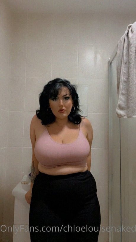 Chloe Louise photo 24