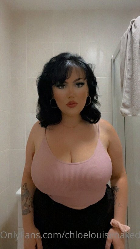 Chloe Louise photo 32
