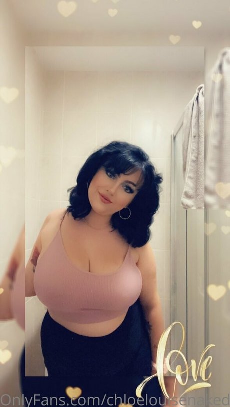 Chloe Louise photo 36