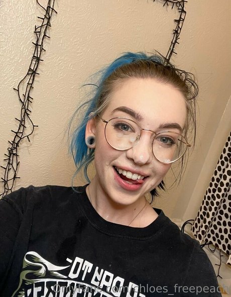 Chloes_freepeach photo 8