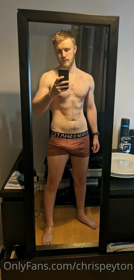 Chrispeyton photo 30