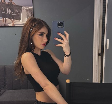 Chrissy Costanza photo 48