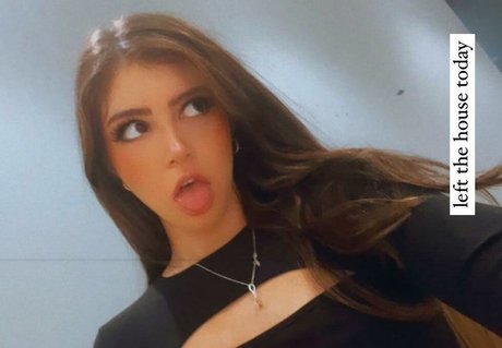 Chrissy Costanza photo 78