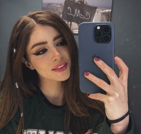 Chrissy Costanza photo 87