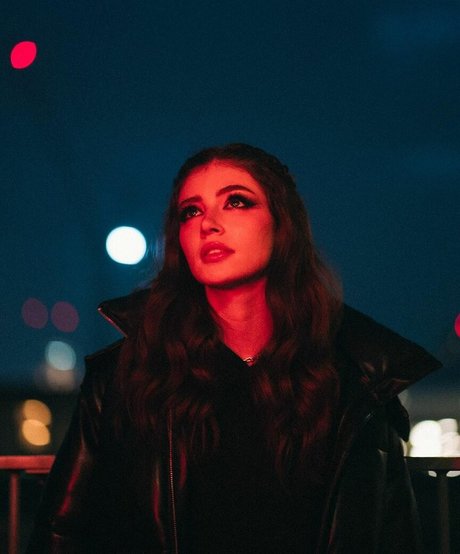 Chrissy Costanza photo 92