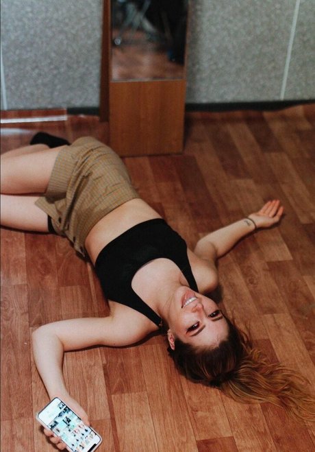 Chrissy Costanza photo 105