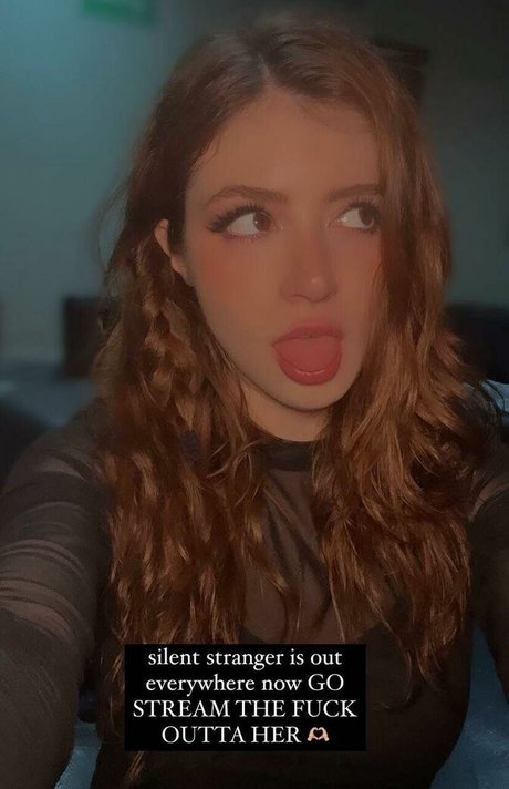 Chrissy Costanza photo 109