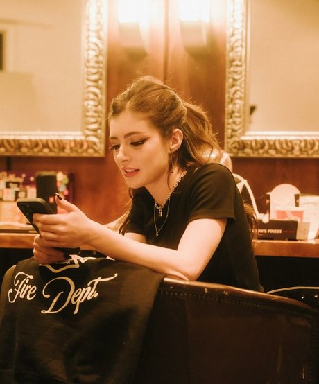 Chrissy Costanza photo 139