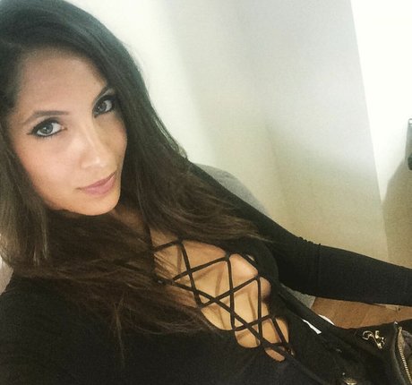 Christel Khalil photo 17