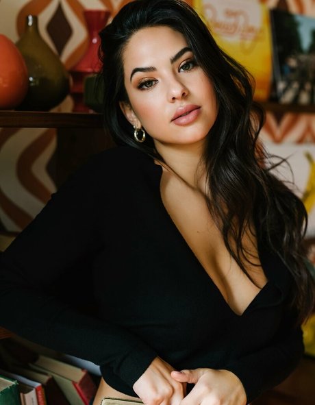 Christen Harper photo 254