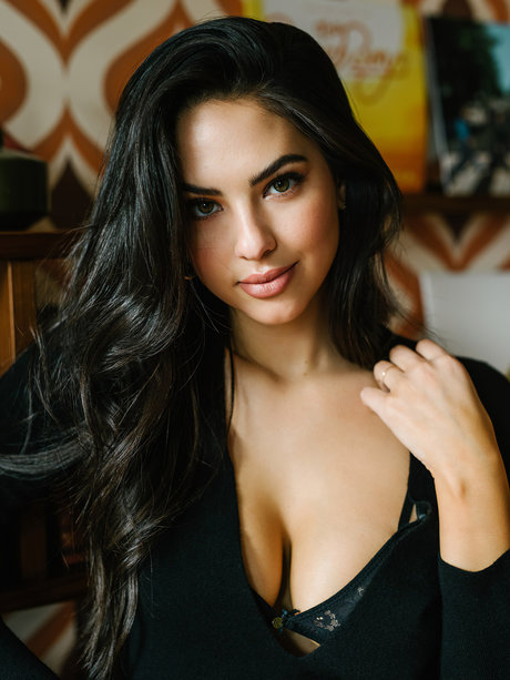 Christen Harper photo 335