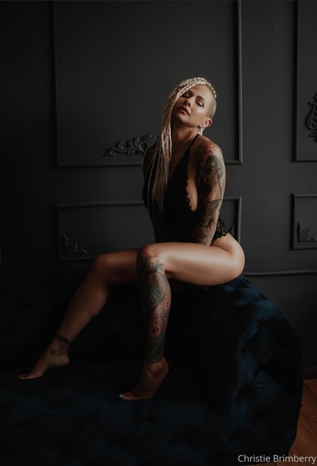 Christie Brimberry photo 260