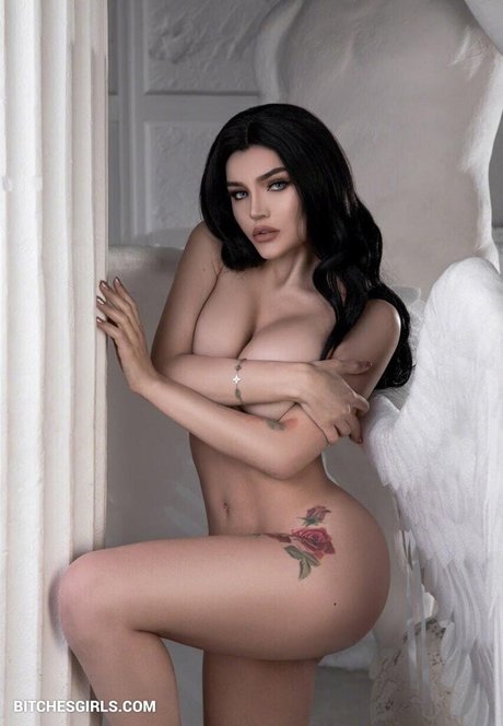 Christina Fink photo 323