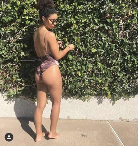 Christina Santini photo 11