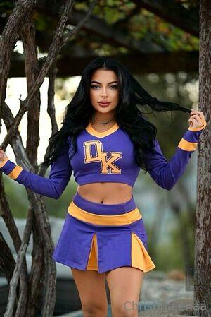 christinaenaa photo 10