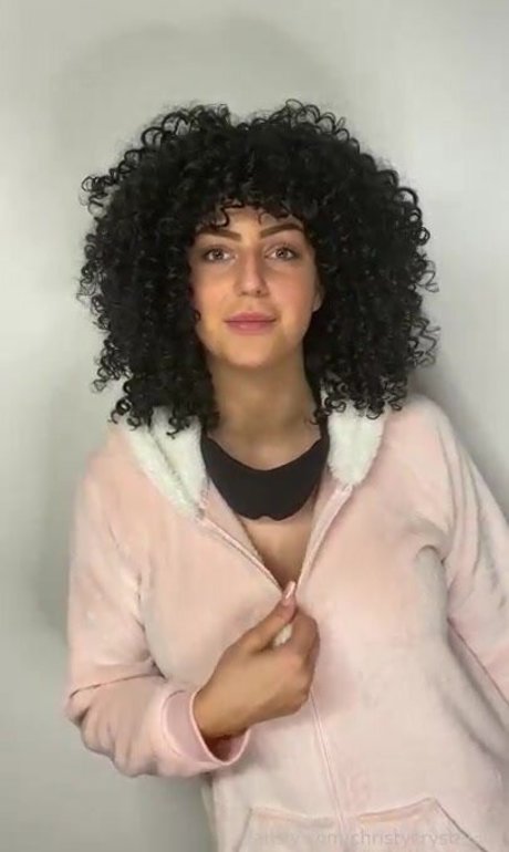 Christy Crystal photo 2