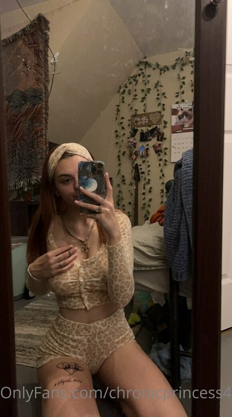 Chronicprincess420 photo 28