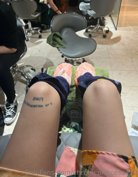 Chronicprincess420 photo 33