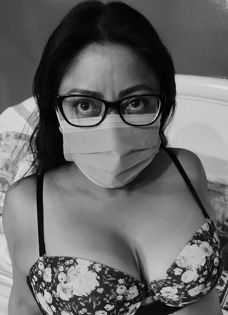 Chubby-queen-free photo 3
