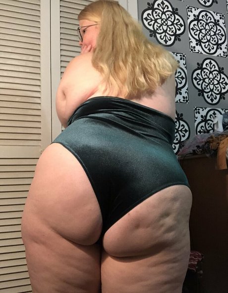 Chubbyhannah photo 102