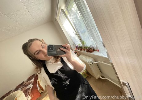 Chubbynixiesin photo 46