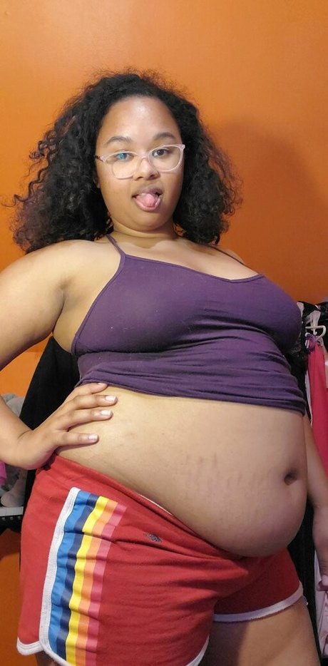 Chubbyvalerie photo 12