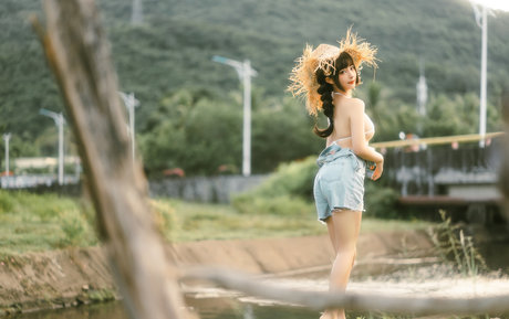 Chunmomo photo 1022