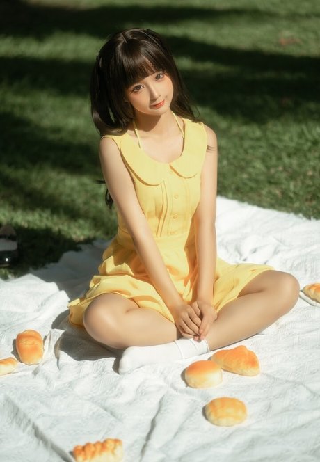 Chunmomo photo 1035