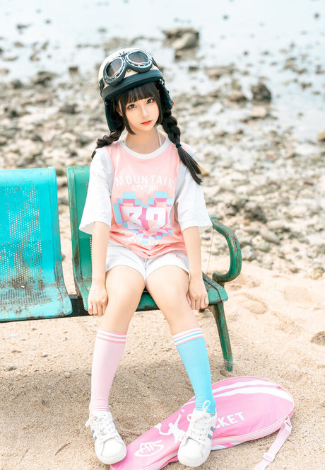 Chunmomo photo 1064