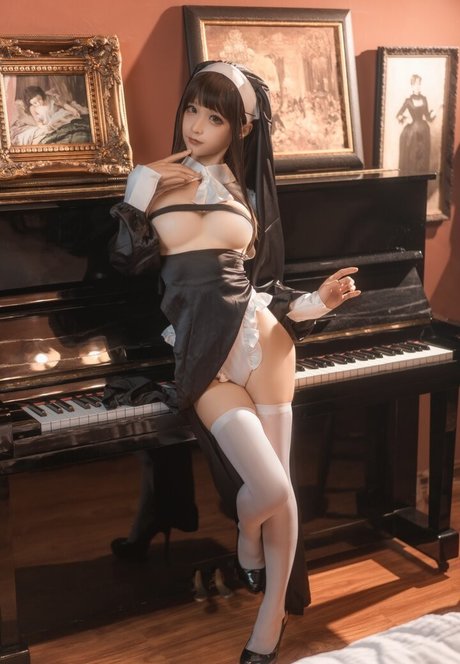 Chunmomo photo 1084