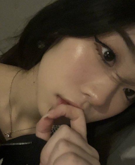 Ciana Yang photo 5