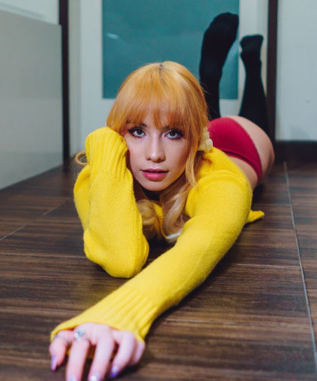 Cindy Paola photo 11