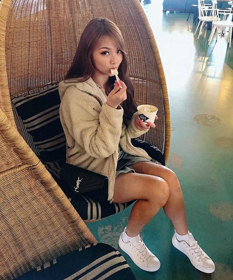 Cindy Phan photo 119