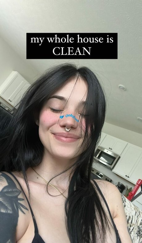 Claire Estabrook photo 27