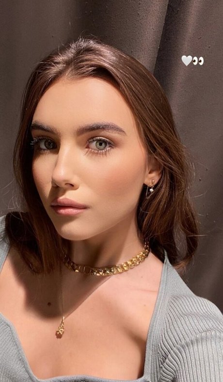 Claire Molin photo 34