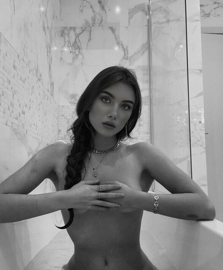 Claire Molin photo 111