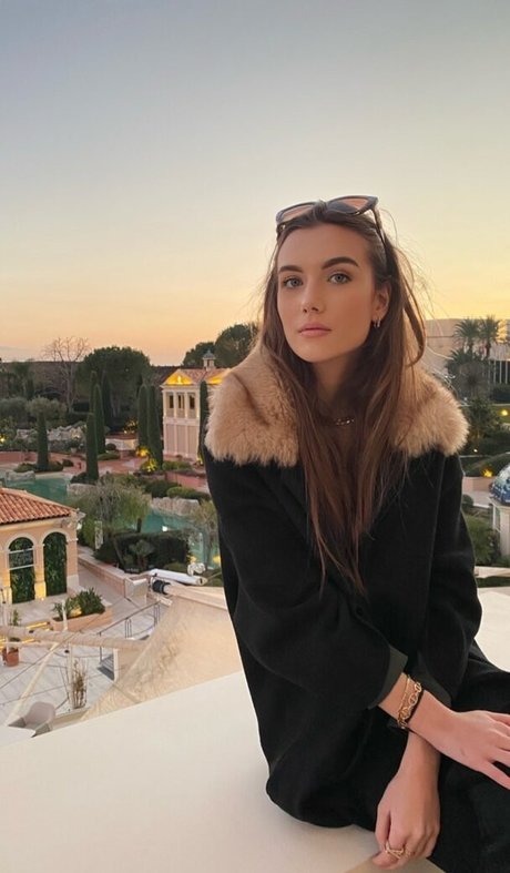 Claire Molin photo 138