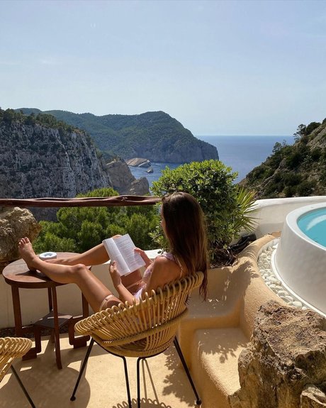 Claire Molin photo 238