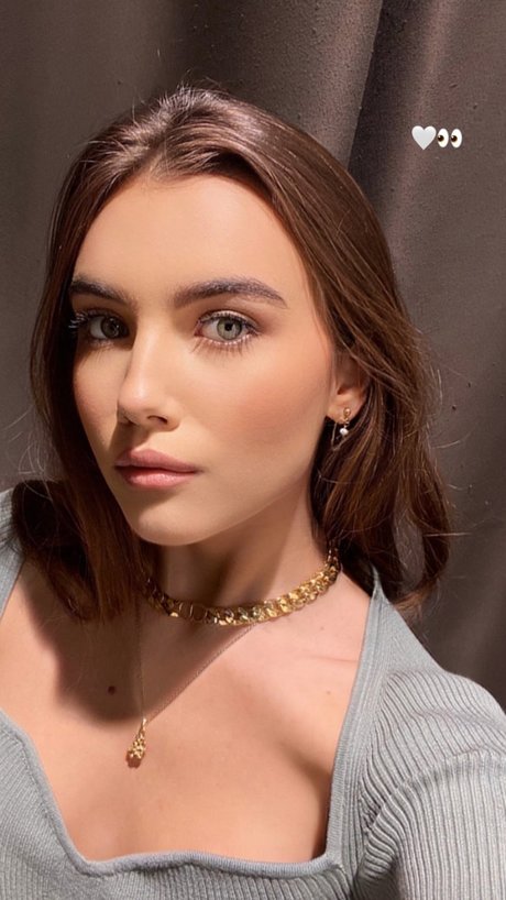 Claire Molin photo 272