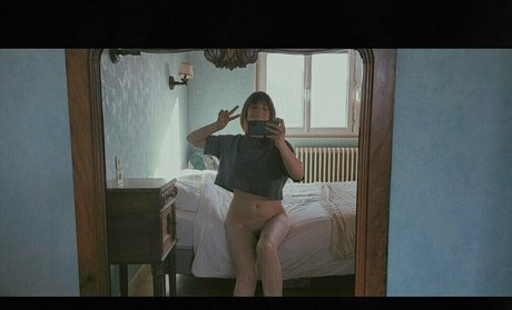 Claire Moulin photo 107