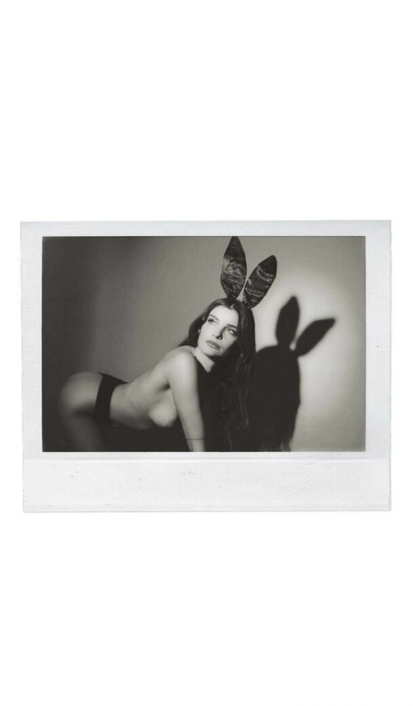 Clara Beneytout photo 51