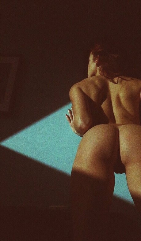 Clara Rene photo 10