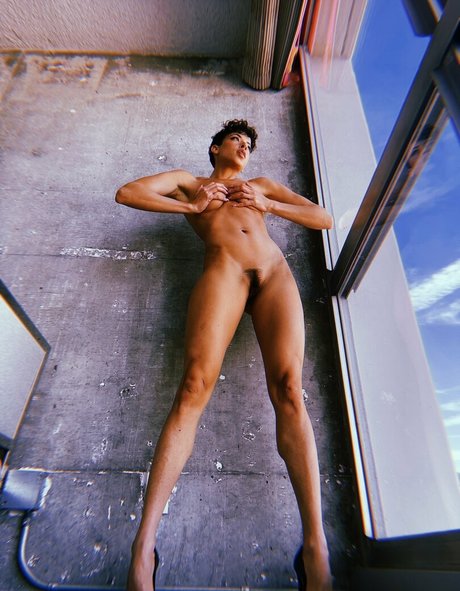 Clara Rene photo 40