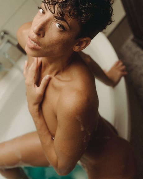 Clara Rene photo 141